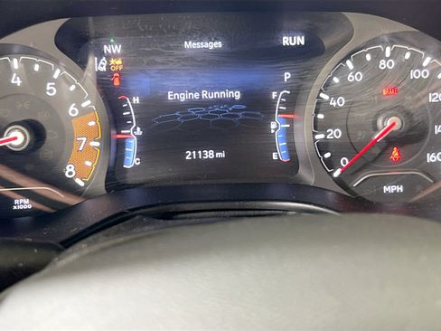 Used 2022 Jeep Compass Latitude AWD/4WD image 12