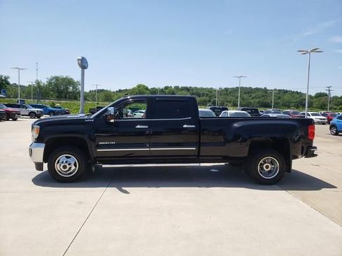Used 2019 GMC Sierra 3500 SLT AWD/4WD image 8