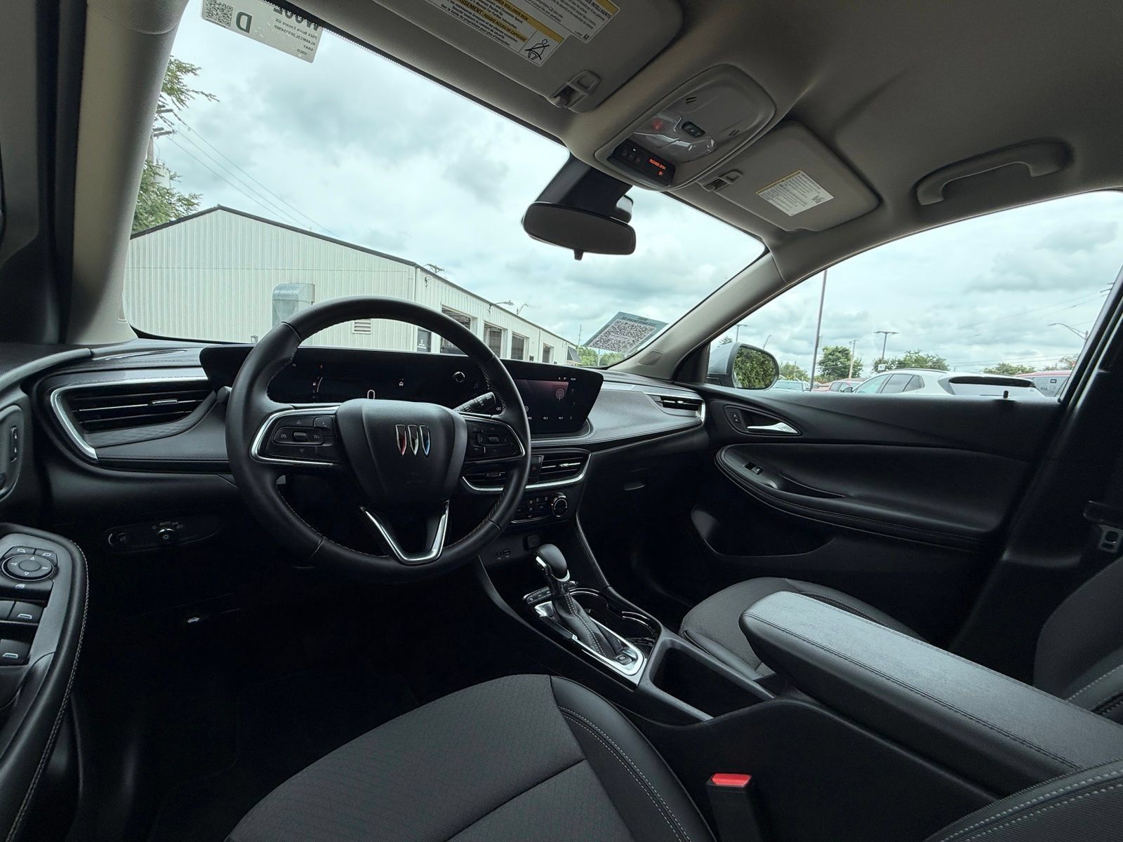 Used 2024 Buick Encore GX Preferred AWD/4WD image 17