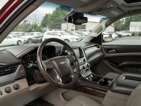 Used 2018 Chevrolet Tahoe LT AWD/4WD image 6
