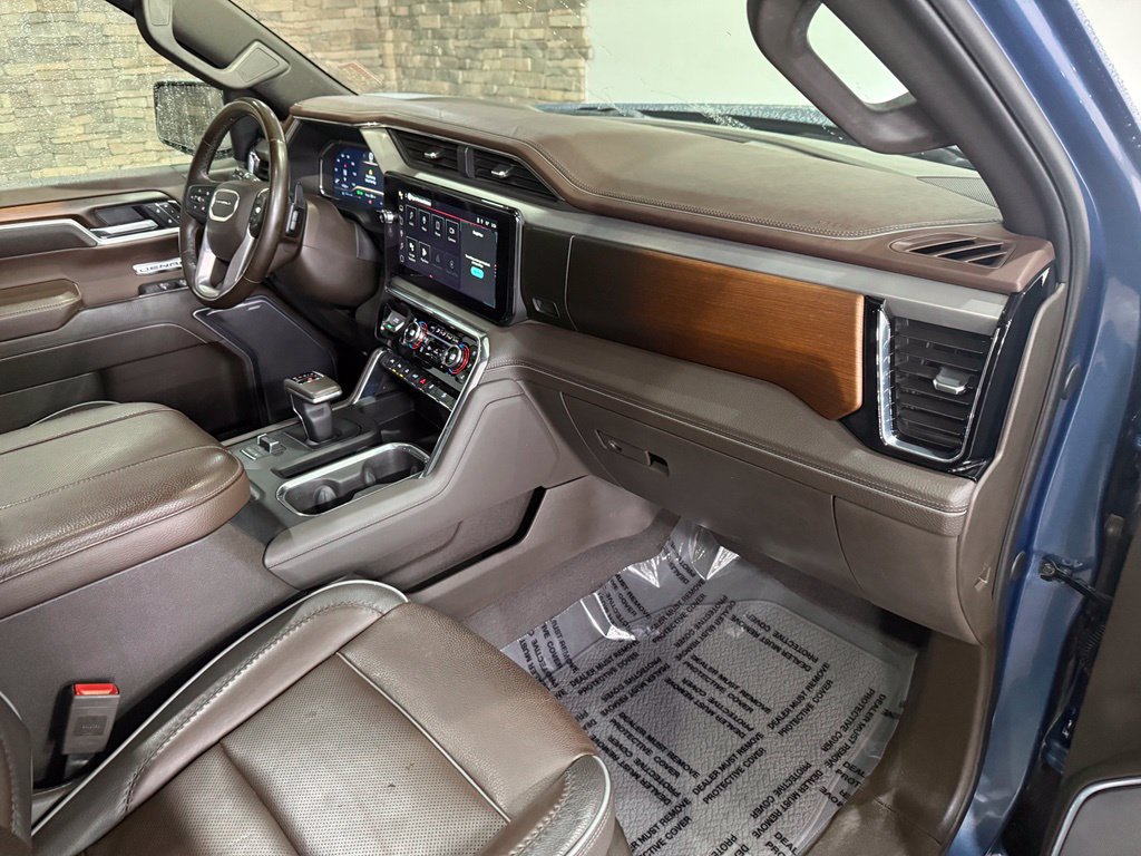Used 2025 GMC Sierra 1500 Denali AWD/4WD image 31