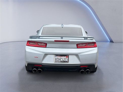 Used 2018 Chevrolet Camaro SS image 5