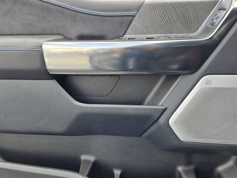 Used 2025 Ford F250 Platinum image 20