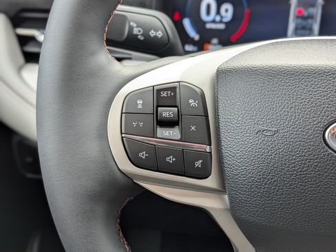 New 2026 Ford Explorer Active image 31