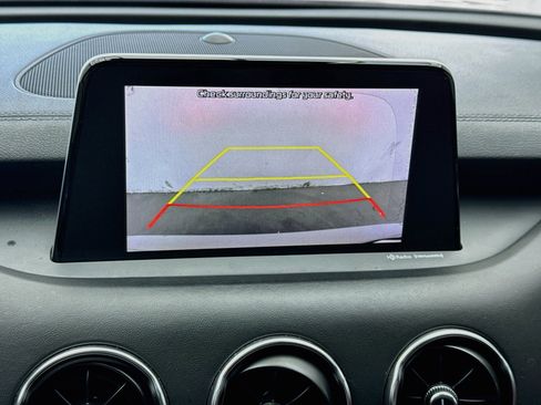 Used 2019 Kia Stinger GT1 image 10