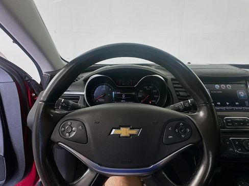Used 2015 Chevrolet Impala LTZ FWD image 11