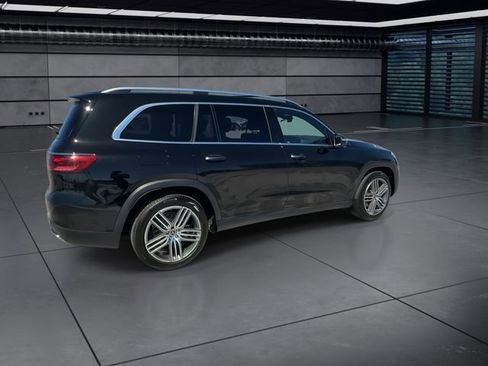 Used 2025 Mercedes-Benz GLS 450 4MATIC image 8