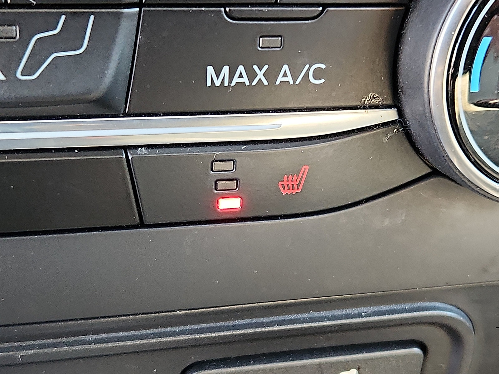 Used 2018 Ford EcoSport Titanium AWD/4WD image 25