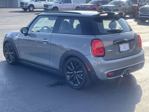 Used 2018 MINI Cooper S FWD image 5