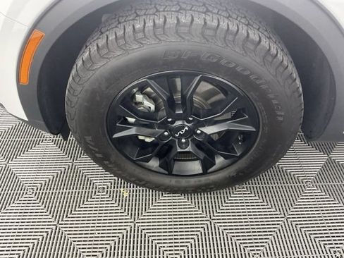 Used 2024 Kia Sportage X-Pro Prestige AWD/4WD image 16