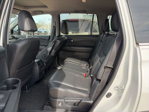Used 2022 Honda Pilot EX-L image 8