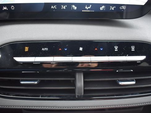 New 2026 Buick Enclave Sport Touring w/ Power Package image 21