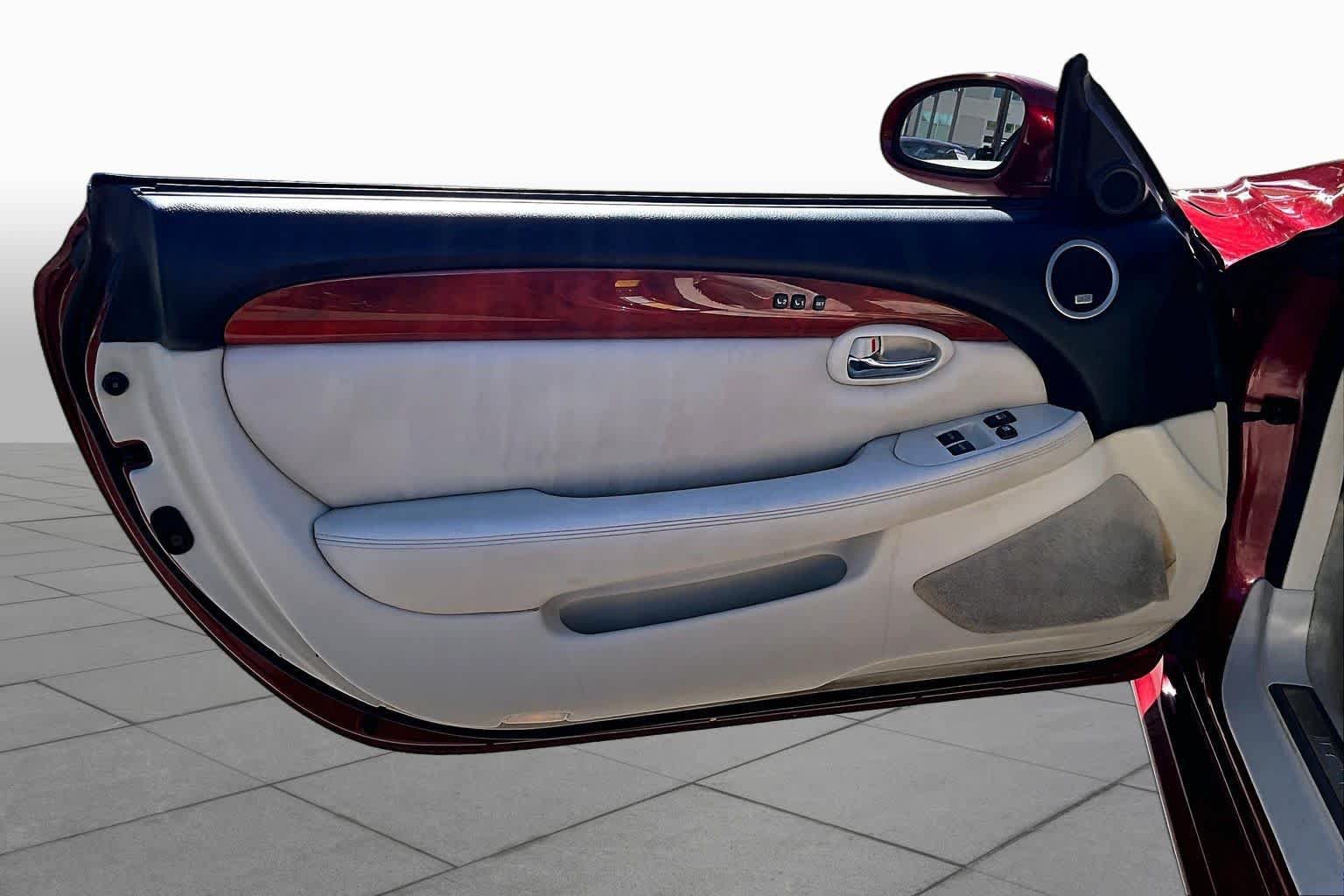 Used 2006 Lexus SC 430 Convertible w/ Preferred Accessory Pkg RWD image 18