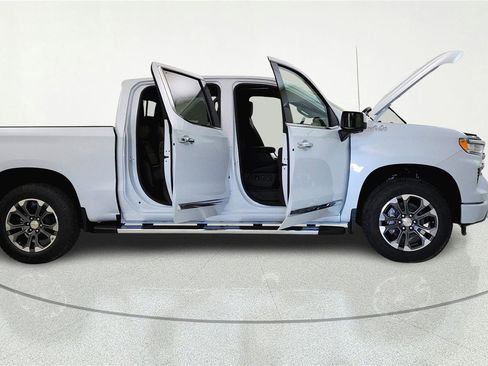 New 2026 Chevrolet Silverado 1500 High Country w/ Technology Package AWD/4WD image 8