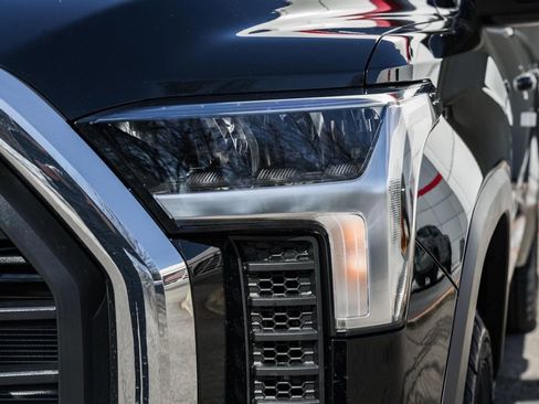 New 2026 Toyota Tundra SR5 image 13