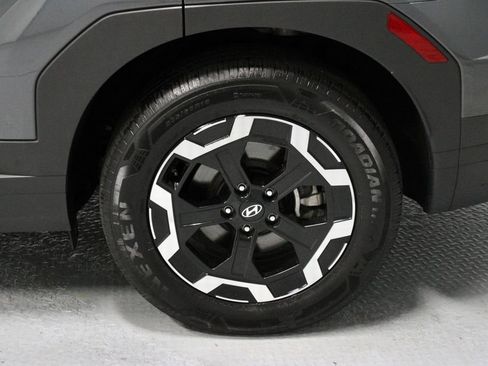 Used 2025 Hyundai Santa Fe SEL FWD image 19