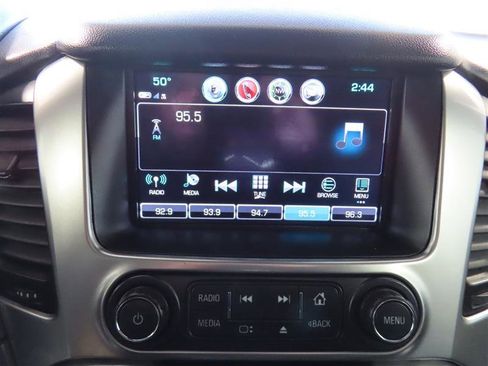 Used 2020 Chevrolet Suburban LT image 20