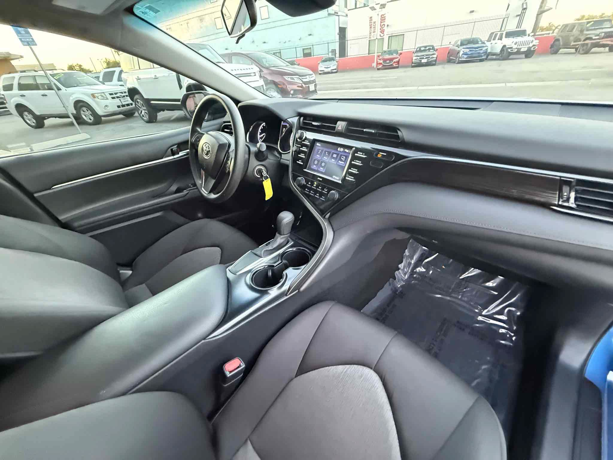 Used 2020 Toyota Camry LE w/ Carpet Mat Package FWD image 50