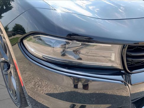 Used 2022 Dodge Charger SXT w/ Blacktop Package RWD image 26