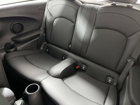 Used 2023 MINI Cooper S image 13