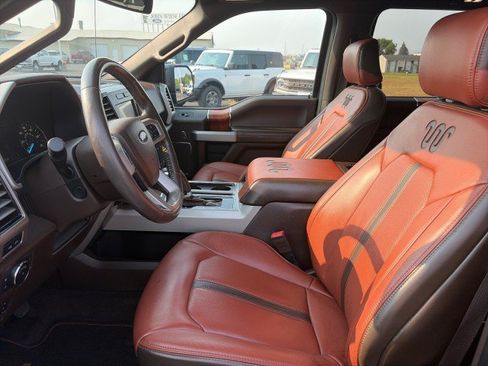 Used 2019 Ford F150 King Ranch w/ Equipment Group 601A Luxury AWD/4WD image 9