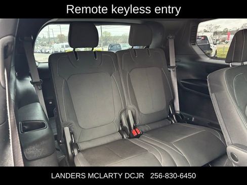 Used 2024 Jeep Grand Cherokee L Laredo image 16