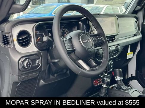 New 2026 Jeep Gladiator Sport AWD/4WD image 9