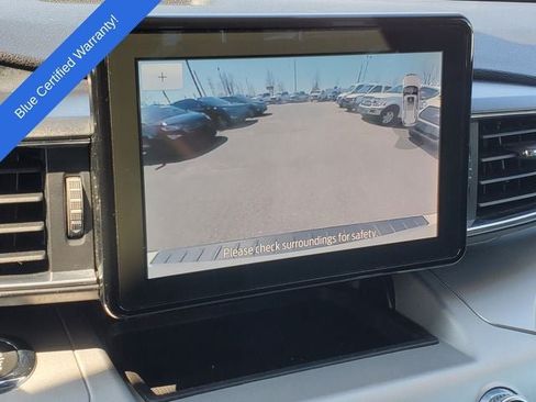 Certified 2021 Ford Explorer XLT w/ Equipment Group 202A AWD/4WD image 17