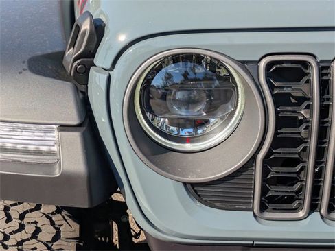 New 2026 Jeep Wrangler Unlimited Rubicon w/ Safety Group image 9