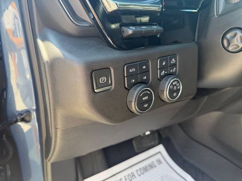 Used 2024 Chevrolet Silverado 1500 High Country w/ High Country Premium Package AWD/4WD image 19