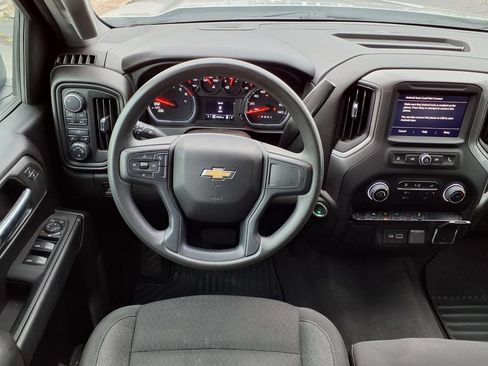 Used 2022 Chevrolet Silverado 1500 Custom w/ LPO, Dark Essentials Package AWD/4WD image 7