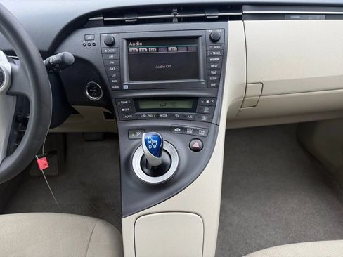 Used 2010 Toyota Prius FWD image 11
