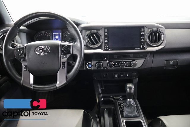 Certified 2022 Toyota Tacoma TRD Off-Road w/ Black Out Package (TMS) AWD/4WD image 14