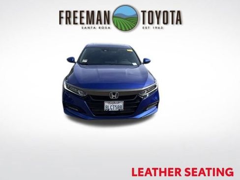 Used 2019 Honda Accord Sport image 2