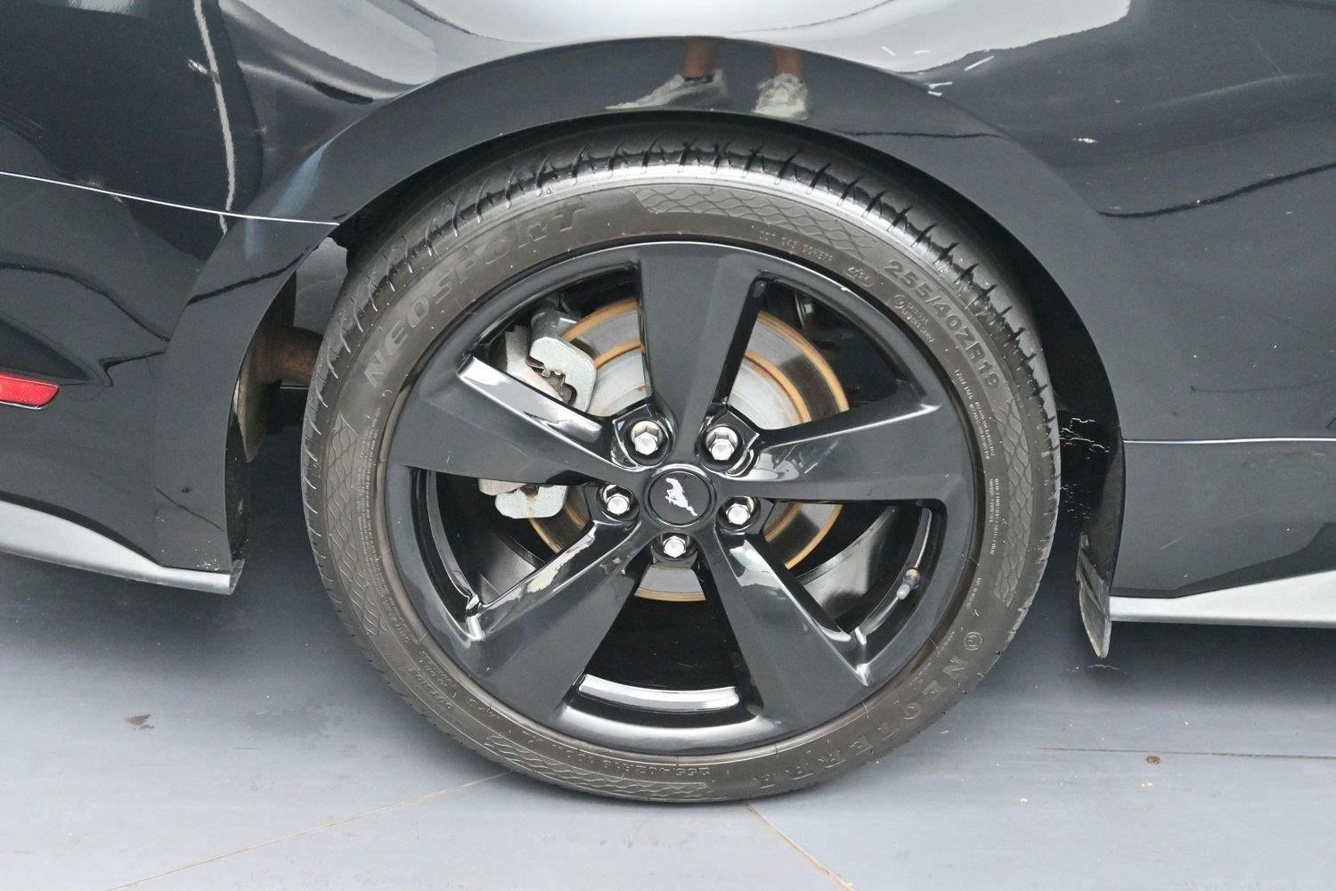 Used 2022 Ford Mustang Coupe w/ Equipment Group 101A RWD image 29