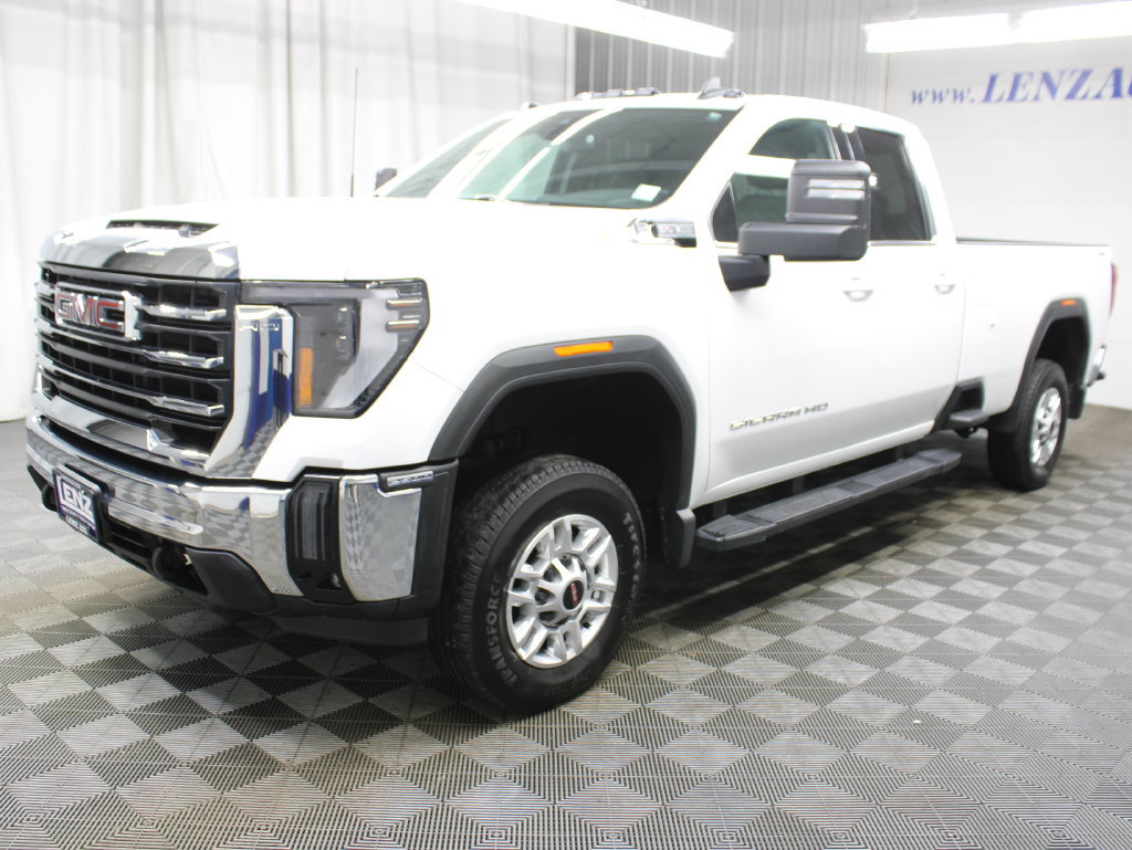 Used 2024 GMC Sierra 2500 SLE w/ SLE Convenience Package AWD/4WD image 9