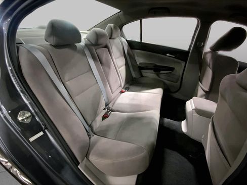 Used 2011 Honda Accord LX image 19