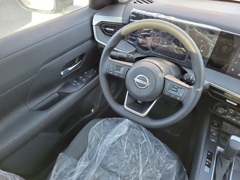 New 2026 Nissan Kicks SV w/ SV Premium Package AWD/4WD image 10