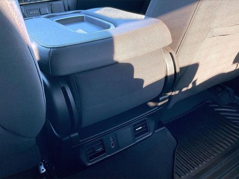 Used 2024 Chevrolet Silverado 1500 Custom Trail Boss w/ LPO, Dark Essentials Package image 33