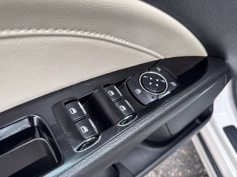 Used 2015 Ford Fusion Titanium FWD image 14