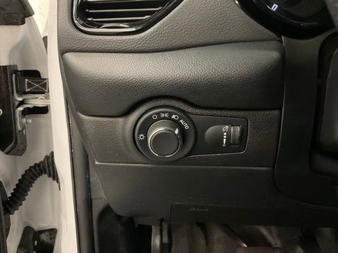Used 2025 Dodge Durango AWD image 14