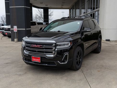 Used 2021 GMC Acadia AT4 w/ Technology Package image 3