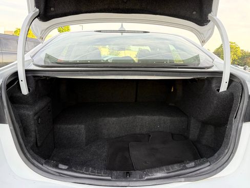 Used 2020 Ford Fusion SE FWD image 37
