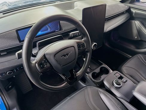 Used 2023 Ford Mustang Mach-E Premium image 14