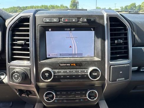 Used 2019 Ford Expedition Max Platinum AWD/4WD image 26