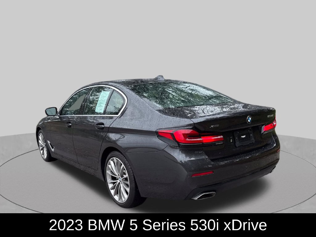 Used 2023 BMW 530i xDrive w/ Premium Package AWD/4WD image 3