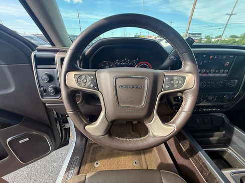 Used 2016 GMC Sierra 1500 Denali w/ Enhanced Driver Alert Package AWD/4WD image 16