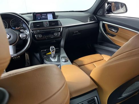 Used 2018 BMW 340i Sedan w/ Premium Package RWD image 17