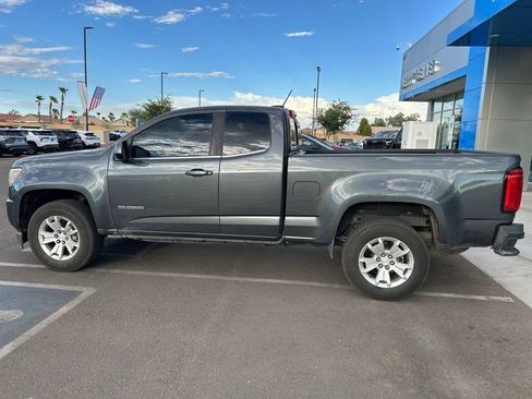 Used 2016 Chevrolet Colorado LT w/ LT Convenience Package RWD image 2