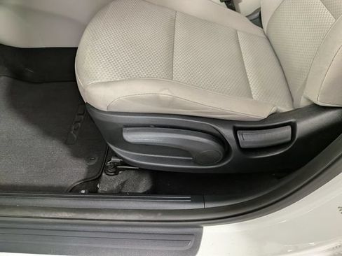 Used 2021 Kia Soul LX FWD image 15